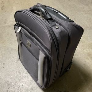 The Sharper Image Collection Wheeled Carry On Computer Bag Travel Bag Business